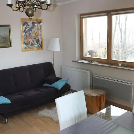 Apartment Cyrhla *