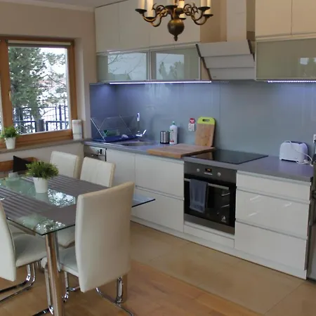 Apartman Cyrhla *